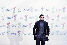 مهرداد صدیقیان در حاشیه مراسم افتتاحیه سی‌و‌هفتمین جشنواره فیلم فجر