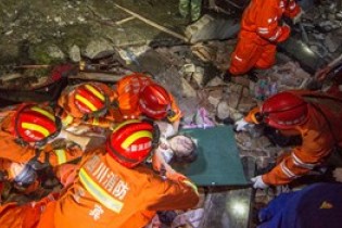 12 کشته 125 زخمی در زلزله چین