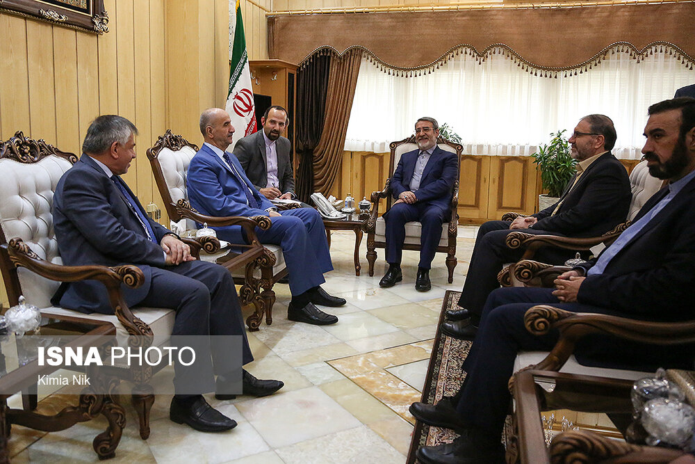 دیدار وزیر کشور ایران با وزیر کشور عراق و امضای تفاهم‌نامه