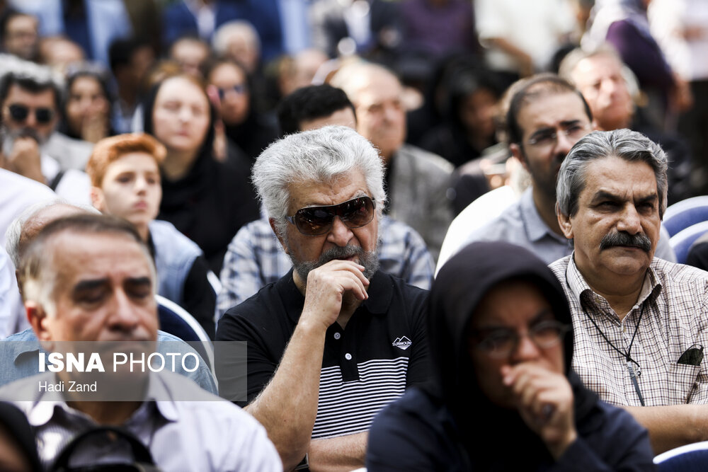 محمد متوسلانی مراسم تشییع پیکر زنده یاد داریوش اسدزاده