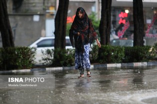 وقوع رگبار باران در مناطق سیل‌زده