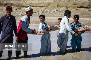 گلایه‌های مردم سیل‌زده سیستان و بلوچستان/ تبعات بهداشتی ماندگاری سیلاب