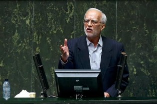 هاشم‌زایی: آیا حقوق نمایندگان رد صلاحیت شده در ۴ ماه آینده حلال است؟