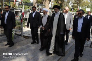 مسئولان عالی قضایی با آرمان‌های امام خمینی (ره) تجدید میثاق کردند