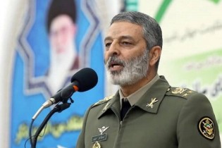 سرلشکر موسوی: انتخاب ارتش به عنوان پرچمدار فداکاری بسیار افتخارآمیز است