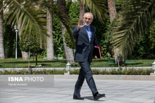 علی اکبر صالحی: شرایط مذاکره را مقام معظم رهبری تعیین می‌کنند