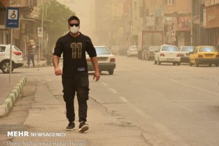 ایران در حال تبدیل شدن به منبع گرد و غبار در منطقه