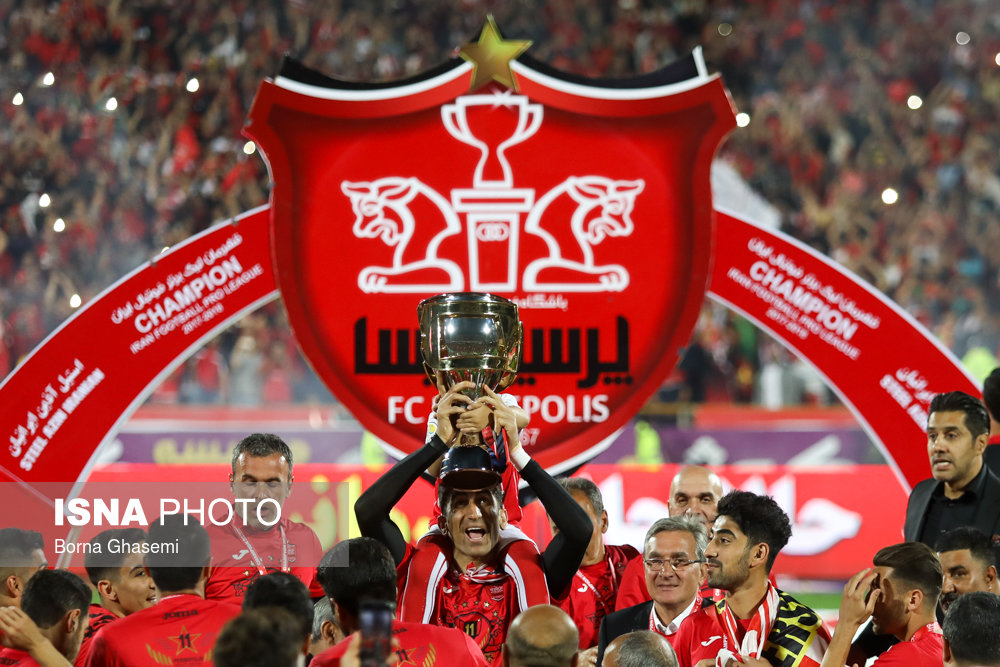 دیدار تیم‌های فوتبال پرسپولیس و سپیدرود و جشن قهرمانی پرسپولیس