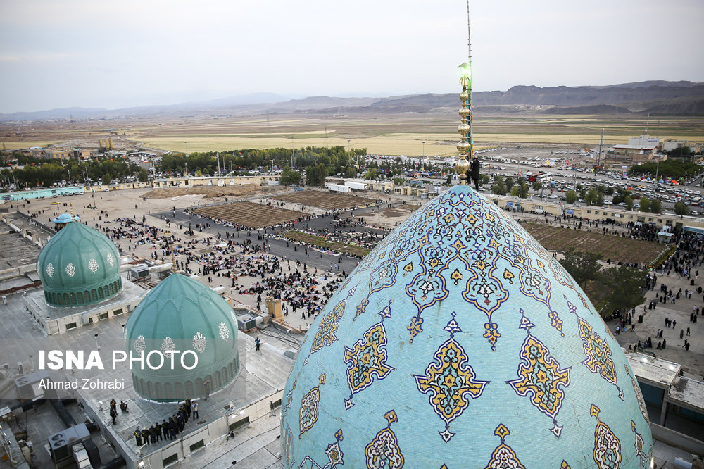 جشن نیمه شعبان در مسجد جمکران