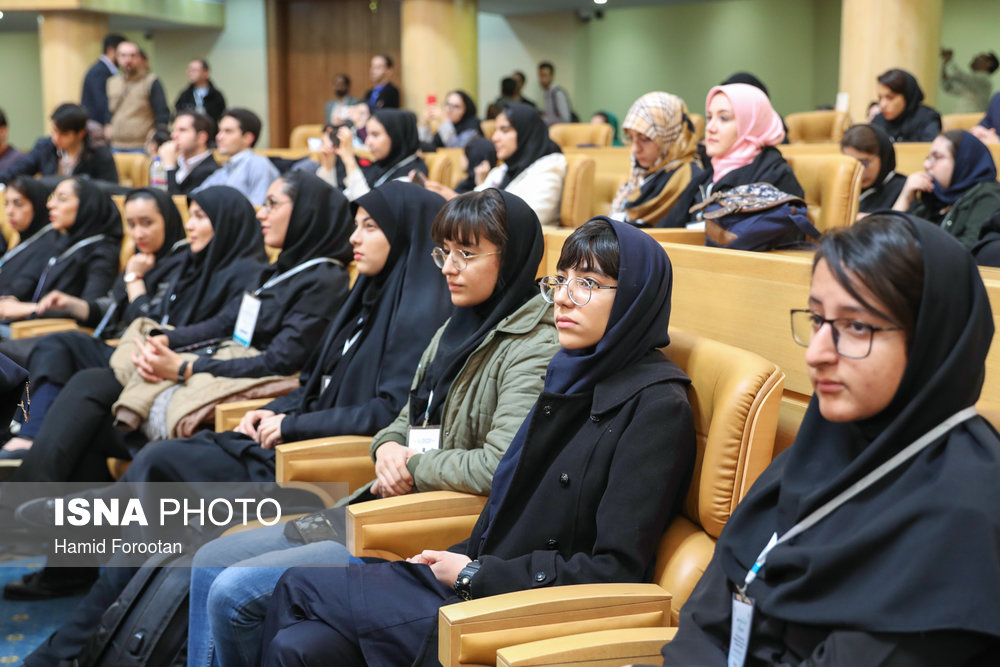 مراسم اختتامیه سومین "جشنواره و کنگره بین‌المللی علوم و سلول‌های بنیادی و پزشکی بازساختی"