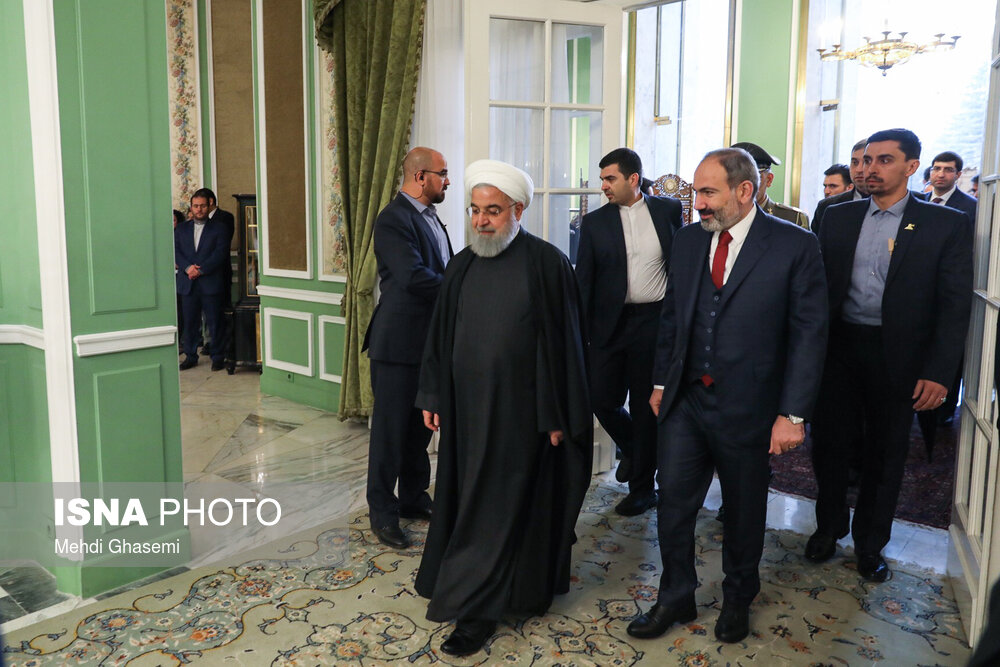 مراسم استقبال رسمی روحانی از نخست وزیر ارمنستان