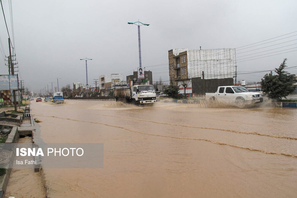 سیل و آبگرفتگی معابر در یاسوج و حومه‎