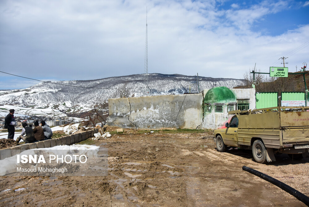 خسارت رانش زمین به ۱۲۰ خانه روستای حسین آباد کالپوش شهرستان میامی - سمنان