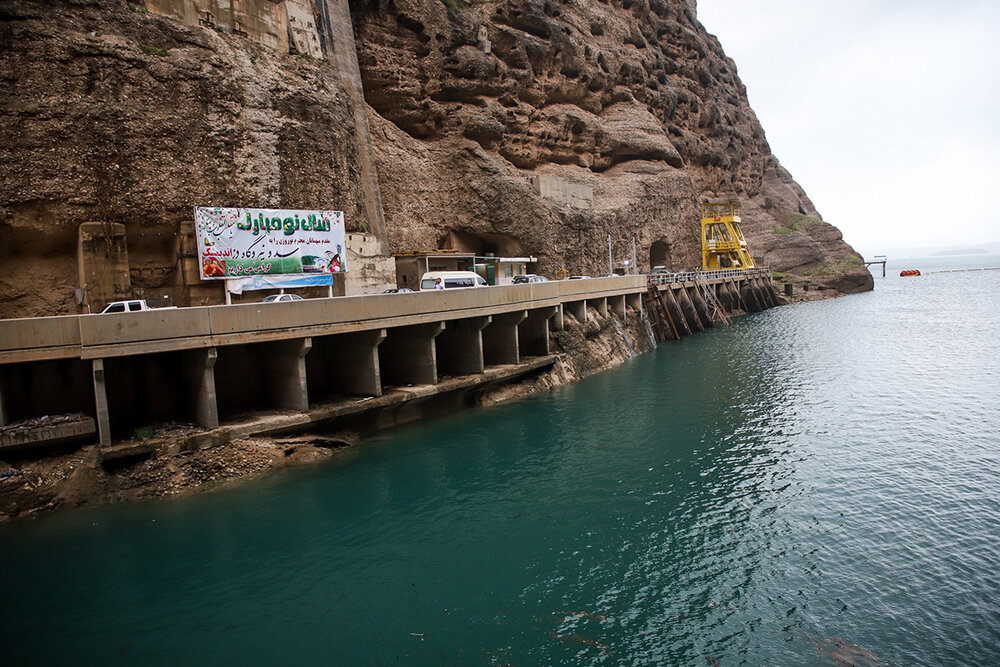 بازدید جهانگیری از سد دز در استان خوزستان