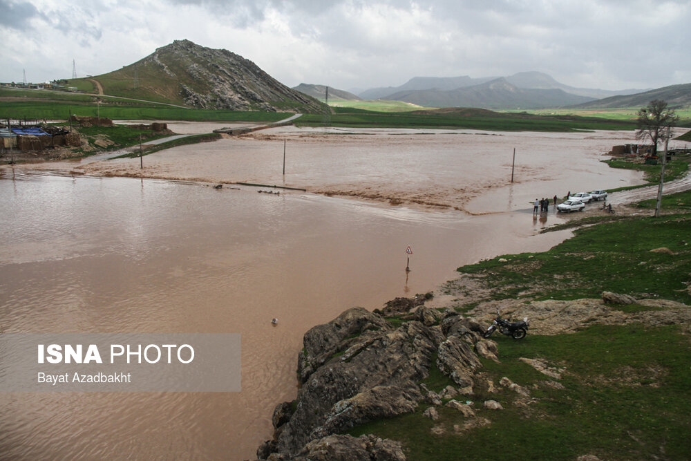 سیلاب در استان لرستان جاری شدن سیل در شهر کوهدشت