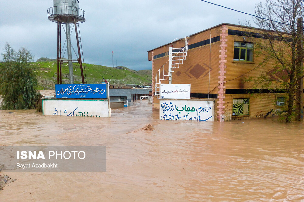 سیلاب در شهر معمولان