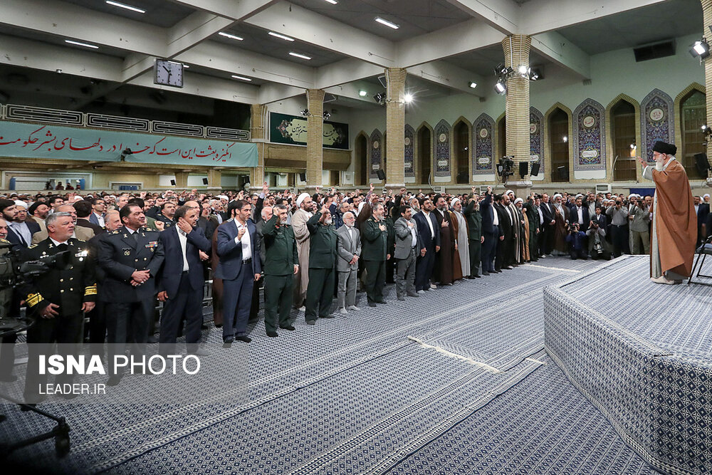 دیدار مسئولان نظام، سفیران کشورهای اسلامی و قشرهای مختلف مردم به‌مناسبت عید مبعث با مقام معظم رهبری