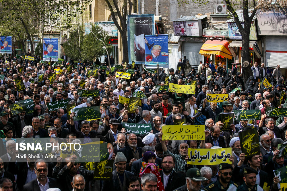 راهپیمایی نمازگزاران جمعه تبریز در حمایت از سپاه