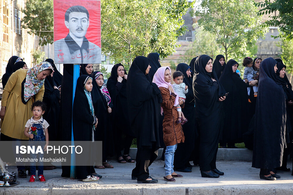 تشییع پیکر شهید گمنام در شهر جدید امیرکبیر - اراک