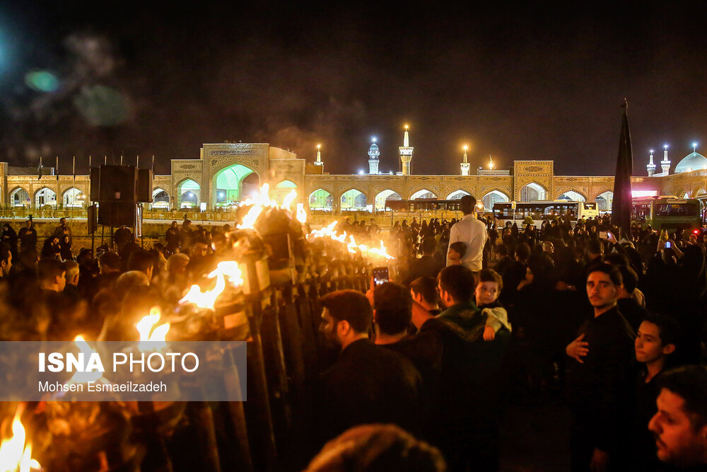 آیین مشعل گردانی نجفی‌های مقیم مشهد در شب تاسوعا‎