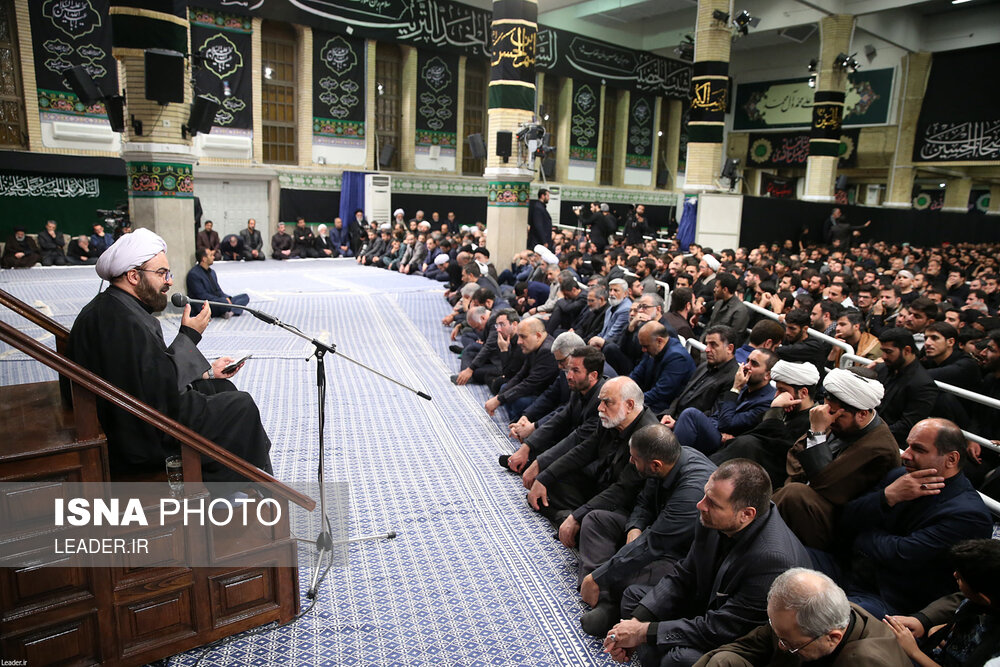 مراسم عزاداری حضرت اباعبدالله الحسین علیه‌السلام در شب تاسوعا با حضور مقام معظم رهبری