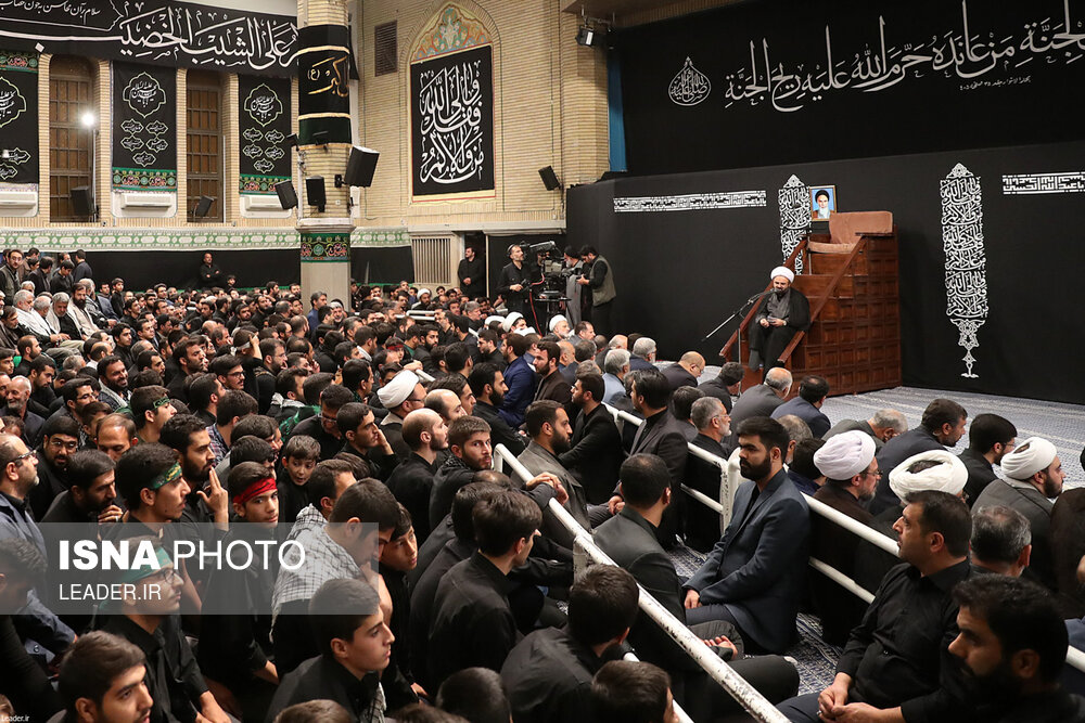 مراسم عزاداری حضرت اباعبدالله الحسین علیه‌السلام در شب تاسوعا با حضور مقام معظم رهبری