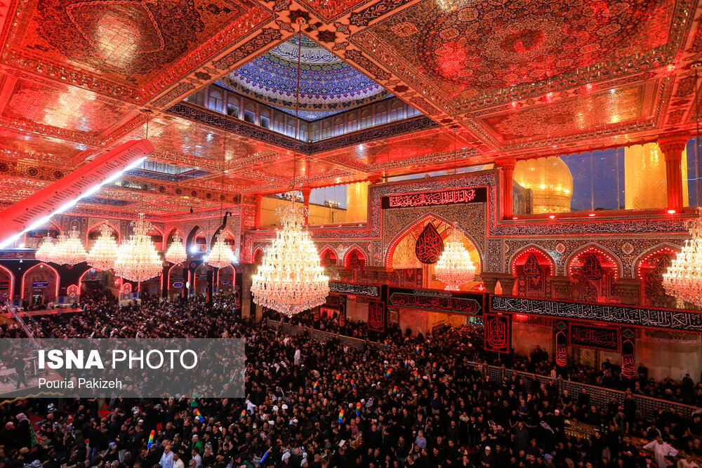 شب عاشورا در حرم امام حسین(ع)