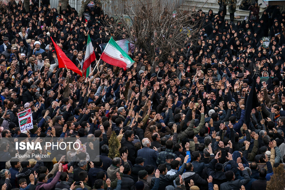 راهپیمایی مردم همدان در پی شهادت سردار سپهبد شهید قاسم سلیمانی