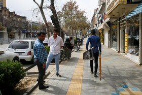 خیابان شهید دیالمه مشهد یکی از خیابان‌های پر رفت‌وآمد است که این‌روزا به صورت محسوسی خلوت شده است.