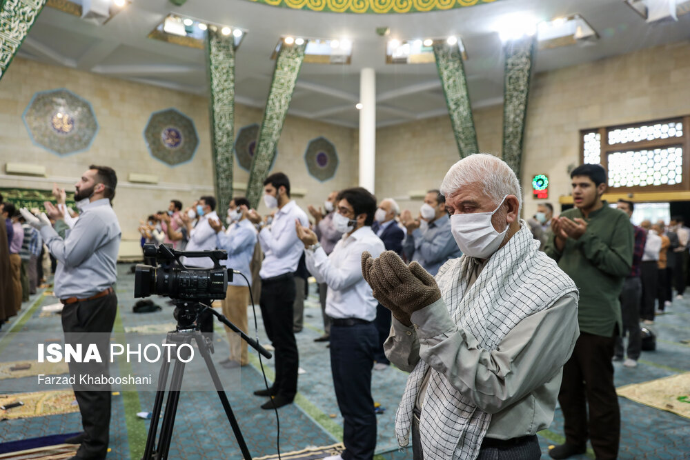 اقامه نماز عیدسعید فطر - دانشگاه تهران