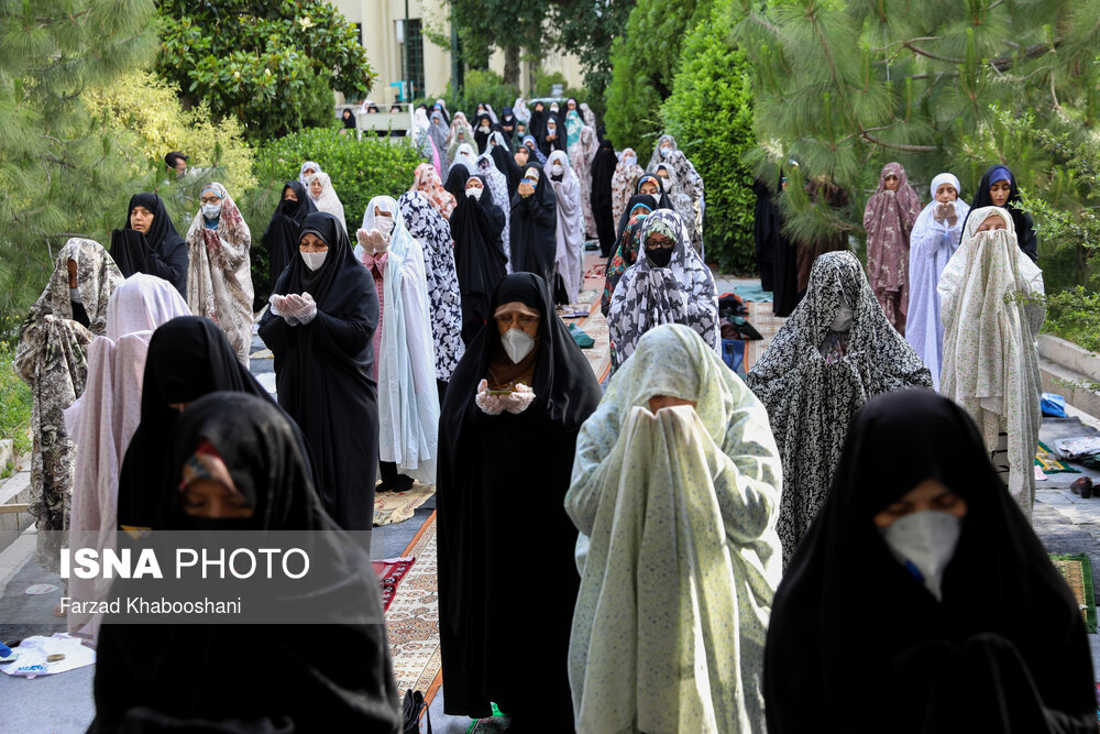 اقامه نماز عیدسعید فطر - دانشگاه تهران