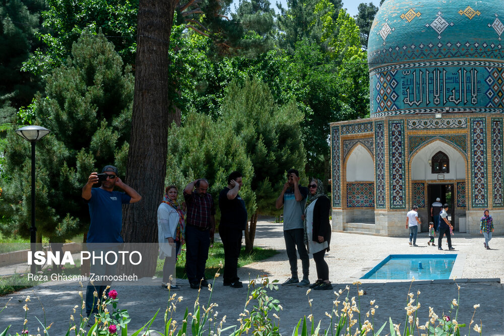 حضور مردم در اماکن گردشگری نیشابور