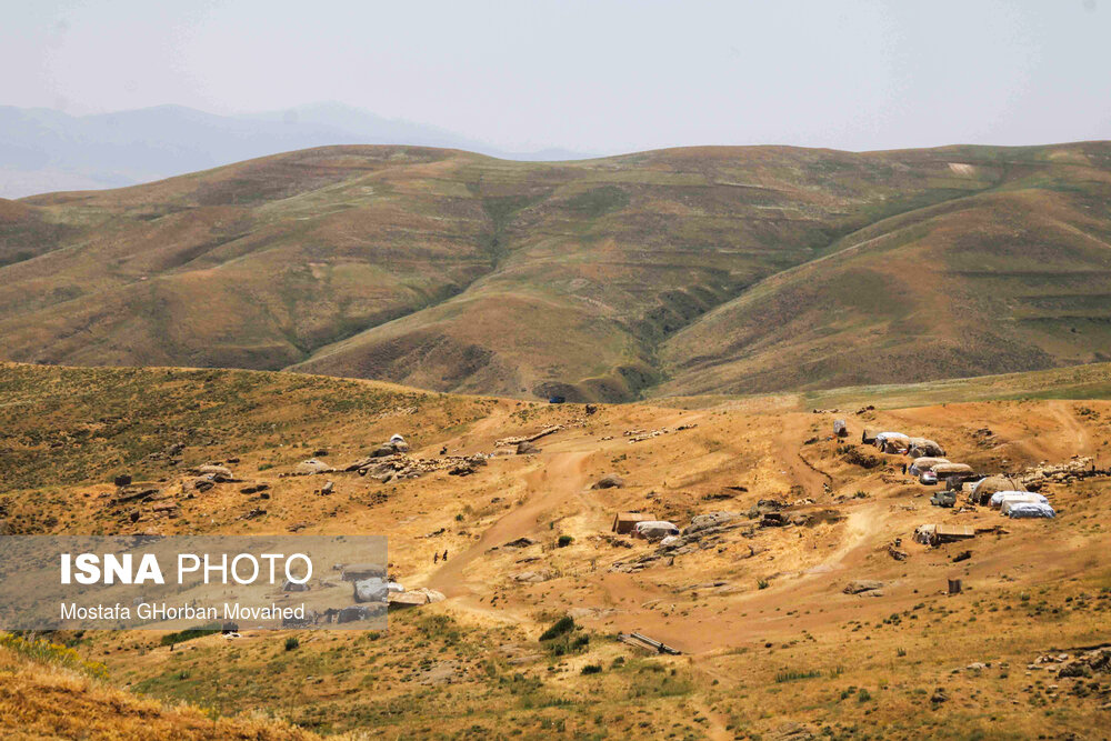 طبیعت ارتفاعات روستای مزرعه و قلعه شیور