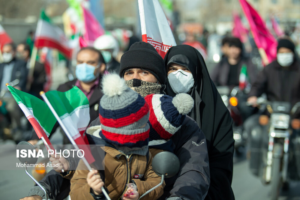 راهپیمایی روز ۲۲ بهمن چهل و دومین سالروز پیروزی شکوهمند انقلاب اسلامی - اراک