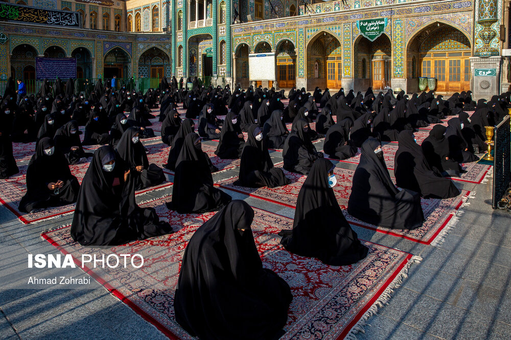 آیین خطبه خوانی خادمان حرم کریمه اهل بیت(ع) در روز شهادت امام کاظم(ع)