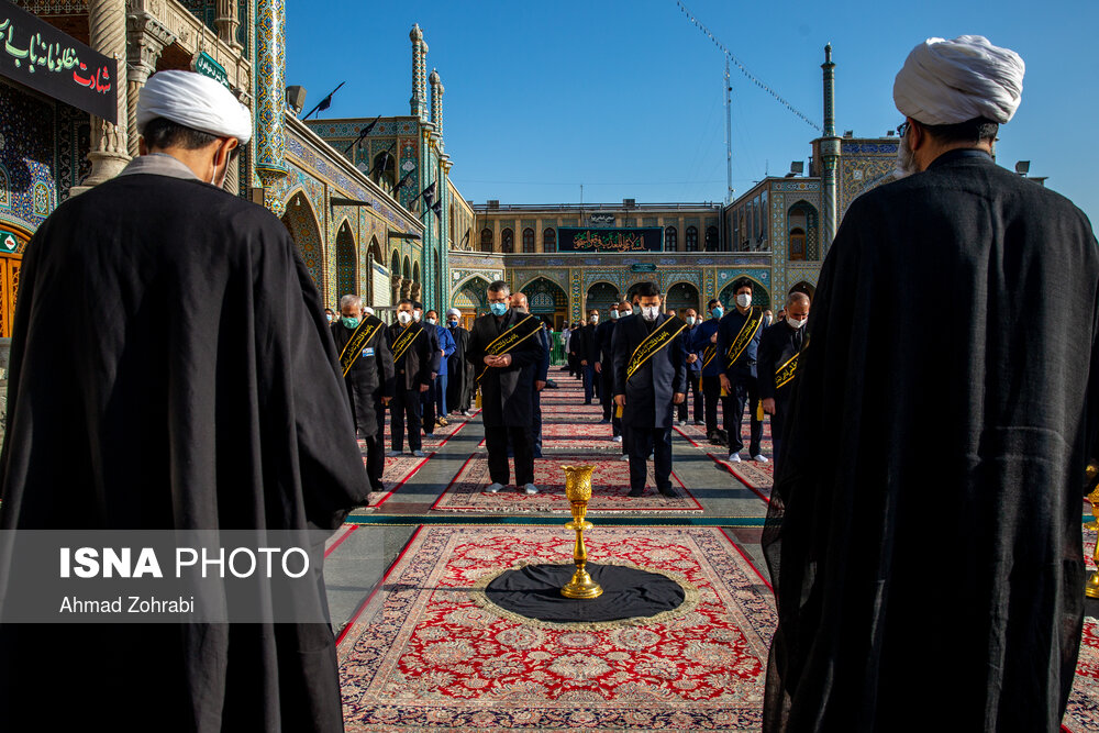 آیین خطبه خوانی خادمان حرم کریمه اهل بیت(ع) در روز شهادت امام کاظم(ع)