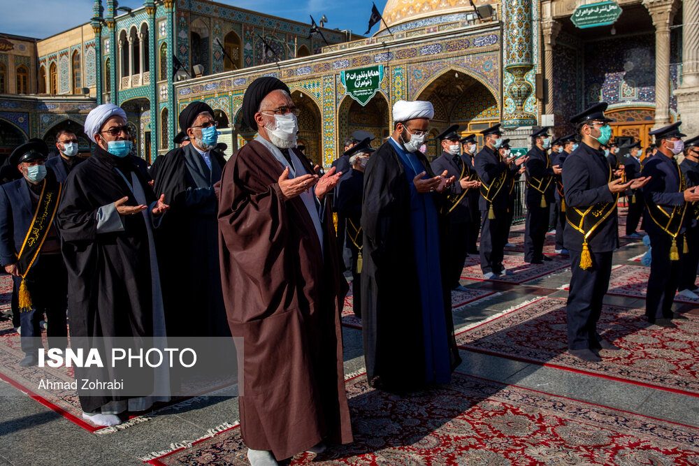 آیین خطبه خوانی خادمان حرم کریمه اهل بیت(ع) در روز شهادت امام کاظم(ع)