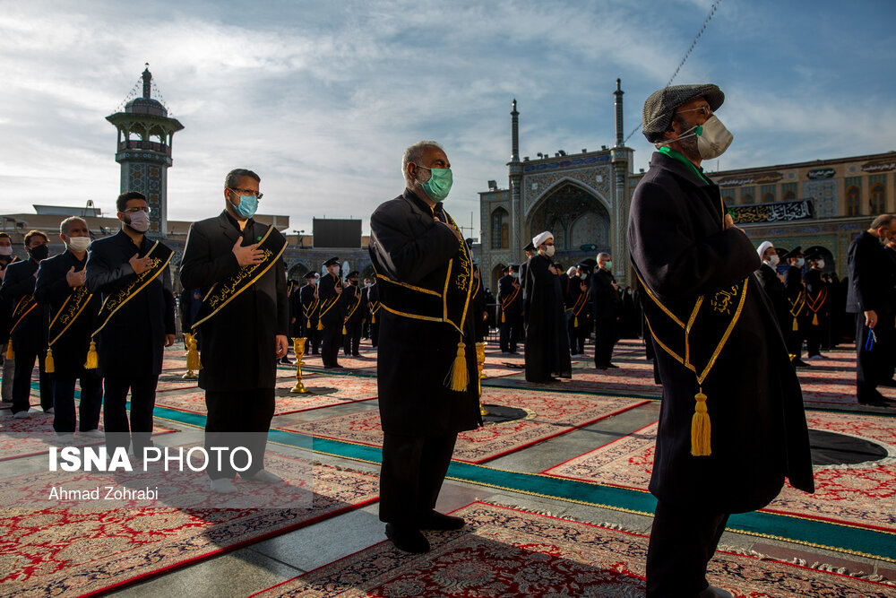 آیین خطبه خوانی خادمان حرم کریمه اهل بیت(ع) در روز شهادت امام کاظم(ع)