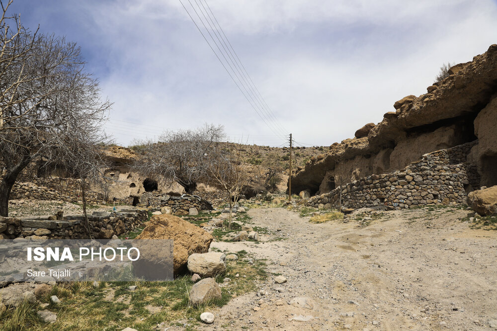 روستای دست کند میمند کرمان