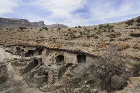 روستای دست کند میمند کرمان