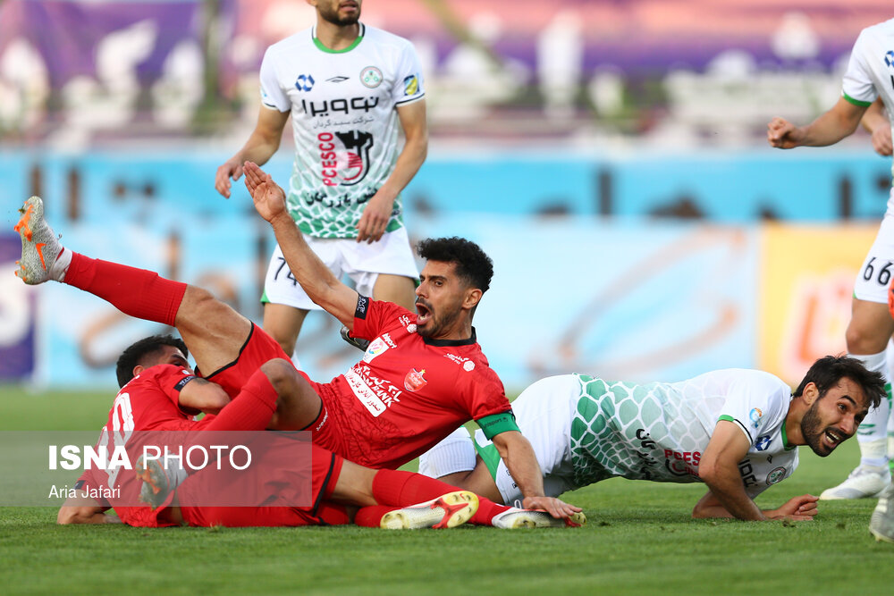 هفته بیستم لیگ برتر فوتبال، ذوب آهن - پرسپولیس