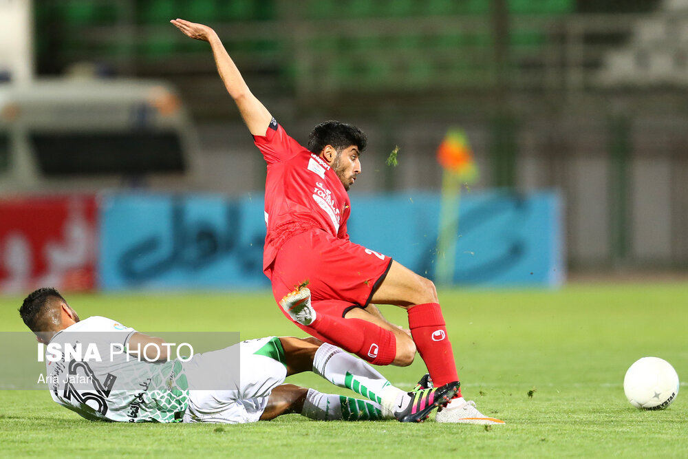 هفته بیستم لیگ برتر فوتبال، ذوب آهن - پرسپولیس