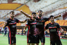 هفته اول لیگ برتر فوتبال؛ فولاد - پرسپولیس