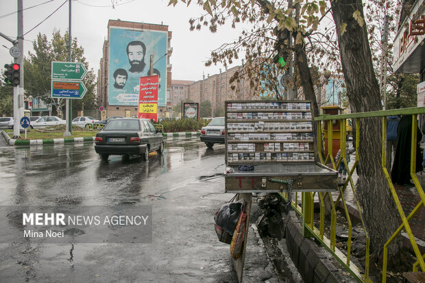 قهرمان المپیک پای بساط سیگارفروشی!