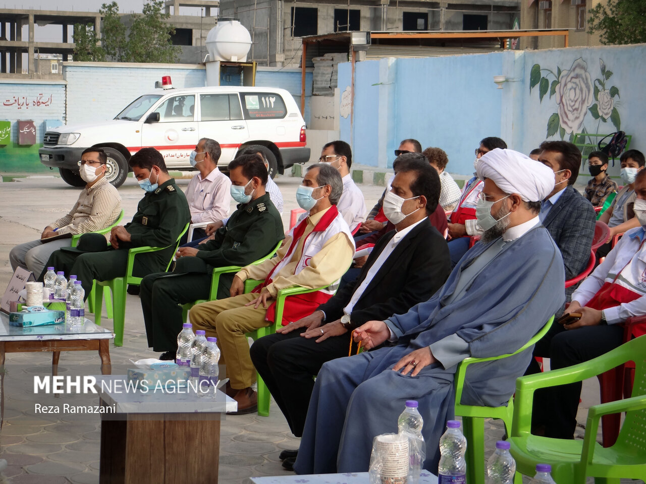 مراسم نواختن زنگ مبارزه با استکبار جهانی در دشتی بوشهر