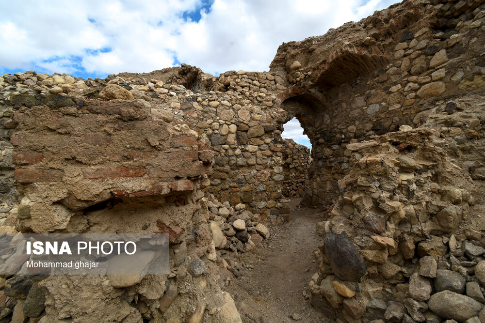 کاروانسرای سنگی آهوان - سمنان