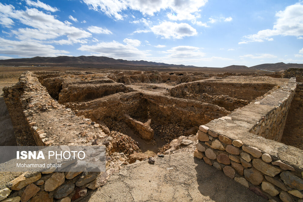 کاروانسرای سنگی آهوان - سمنان