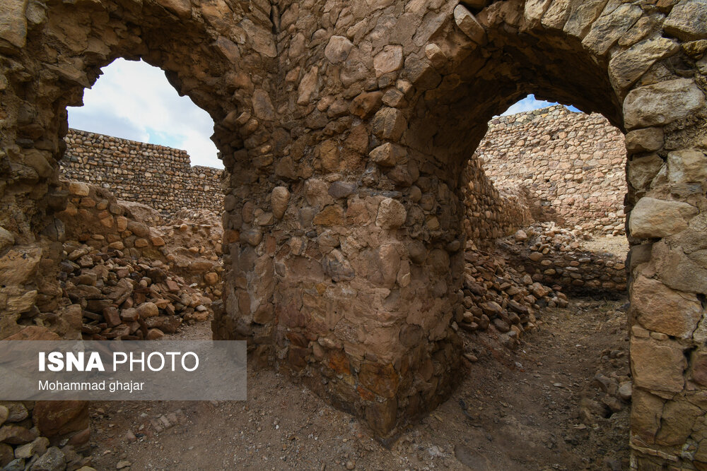 کاروانسرای سنگی آهوان - سمنان