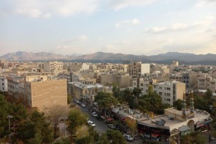 بازار مسکن در شرق تهران کم‌جان است
