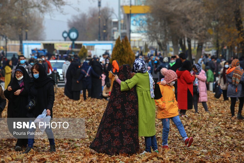 گذر پاییزی خیابان بوعلی - همدان